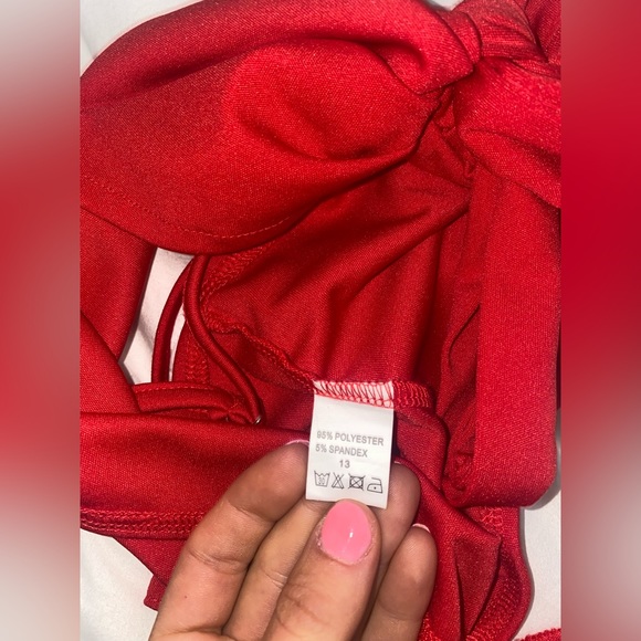 Two-Piece Set - Red Mini Ruffle Skirt & Tie-Front crop top - Picture 10 of 12